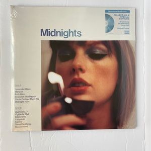 (1) Unsigned Moonstone Blue Midnights Taylor Swift Vinyl Record